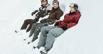 Partir en vacances au ski entre copains vacances au ski entre copains