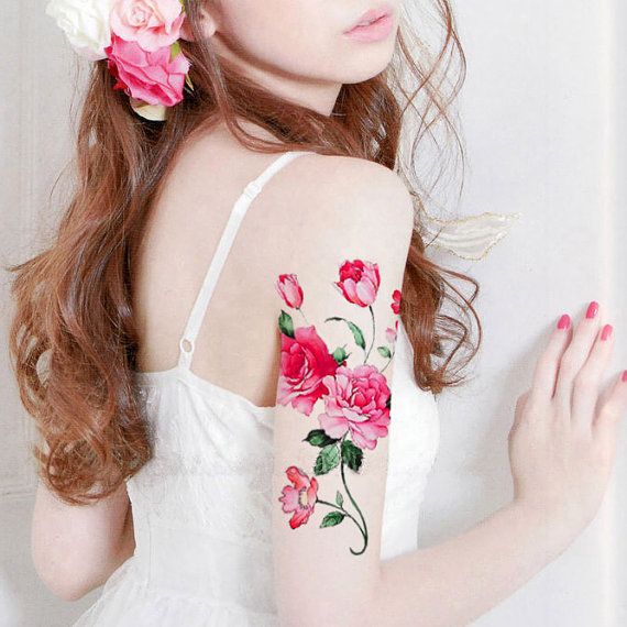 10 tatouages de fleurs très sexys