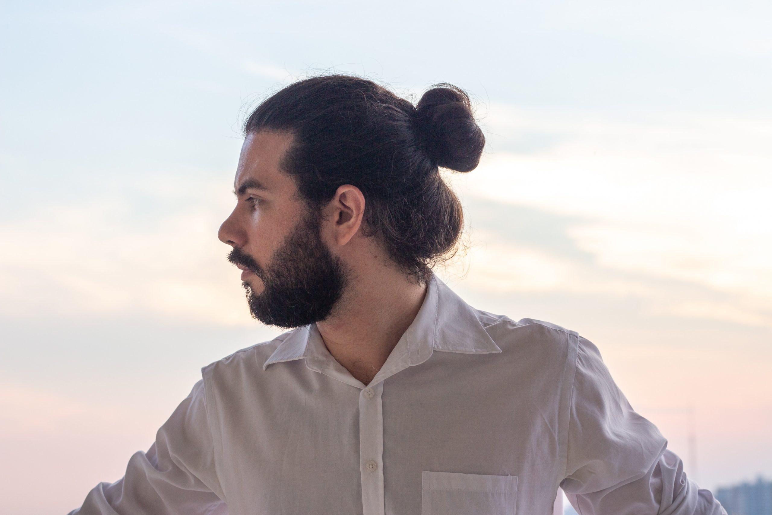 Comment faire un man bun?