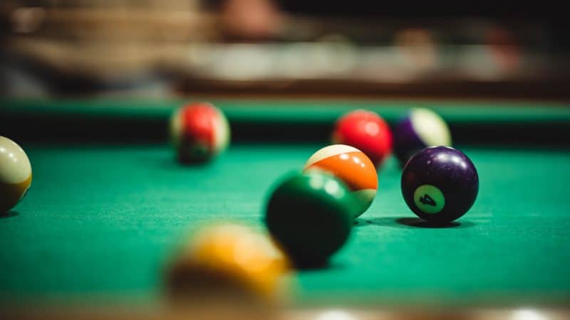 Comment nettoyer un tapis de billard ?